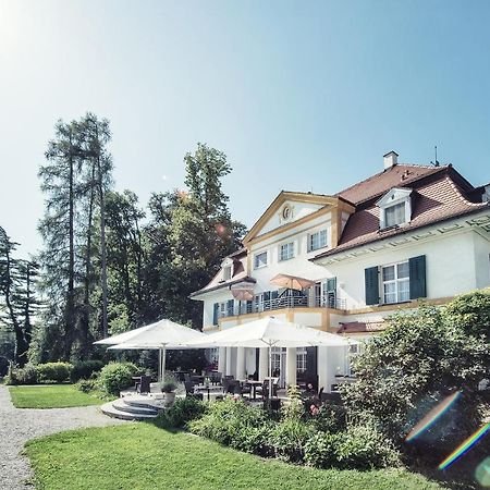 Biohotel Schlossgut Oberambach Екстериор снимка