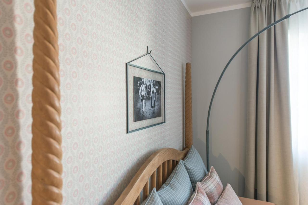 Biohotel Schlossgut Oberambach Екстериор снимка