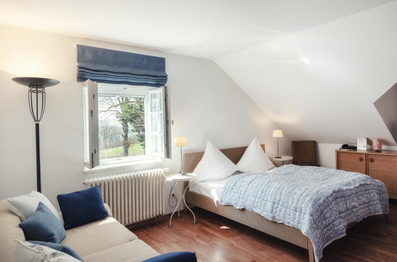 Biohotel Schlossgut Oberambach Екстериор снимка