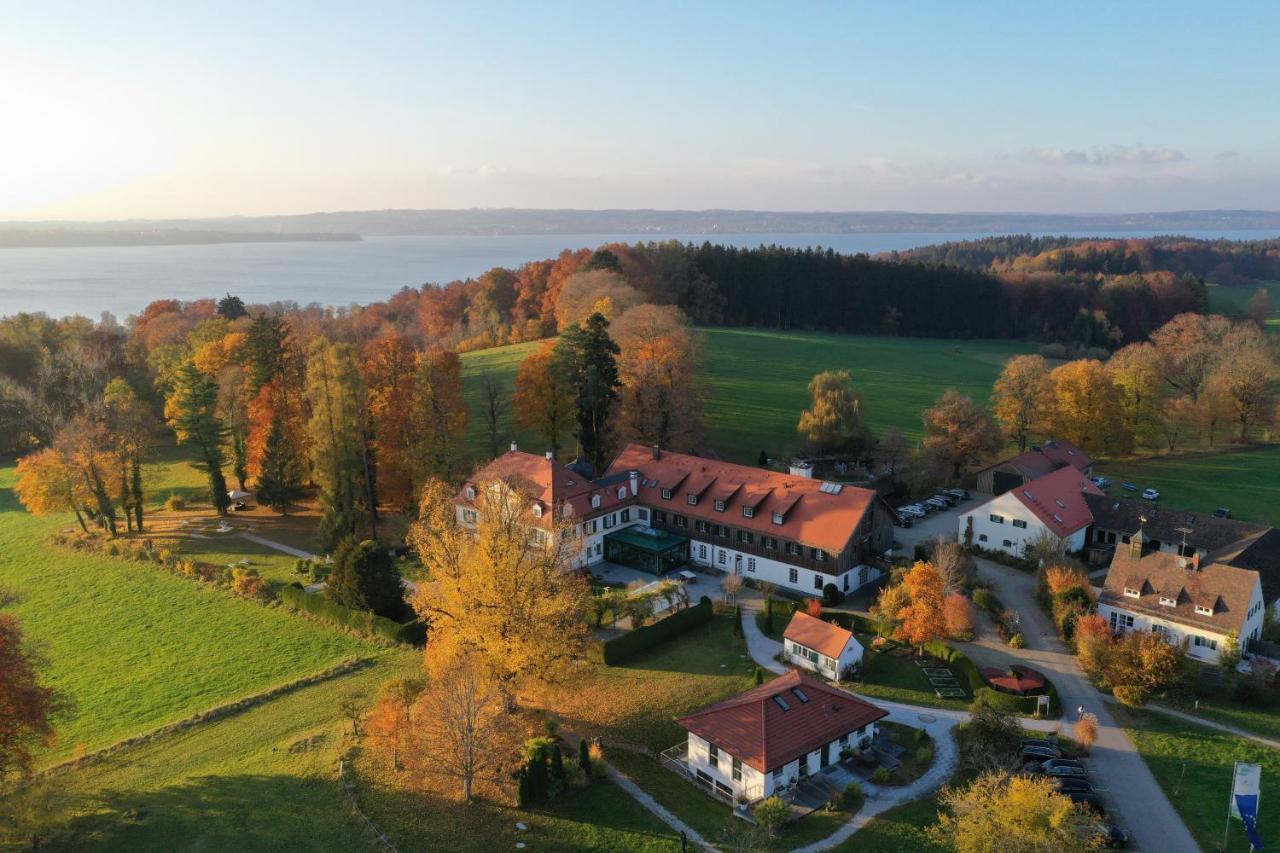 Biohotel Schlossgut Oberambach Екстериор снимка